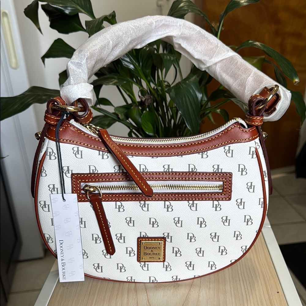 Dooney & Bourke White and Tan Logo Shoulder Bag